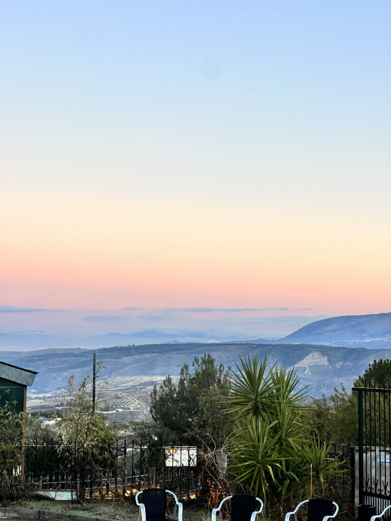 Atardecer sobre la vega de Granada visto desde Monachil