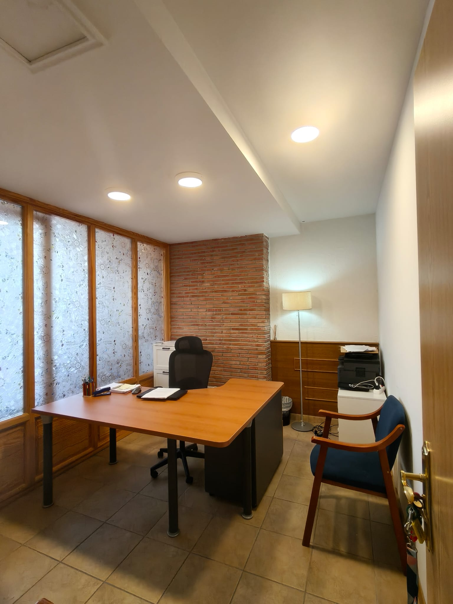 Espacio de rehabilitación en Instituto Vúskeda by Plenimus
