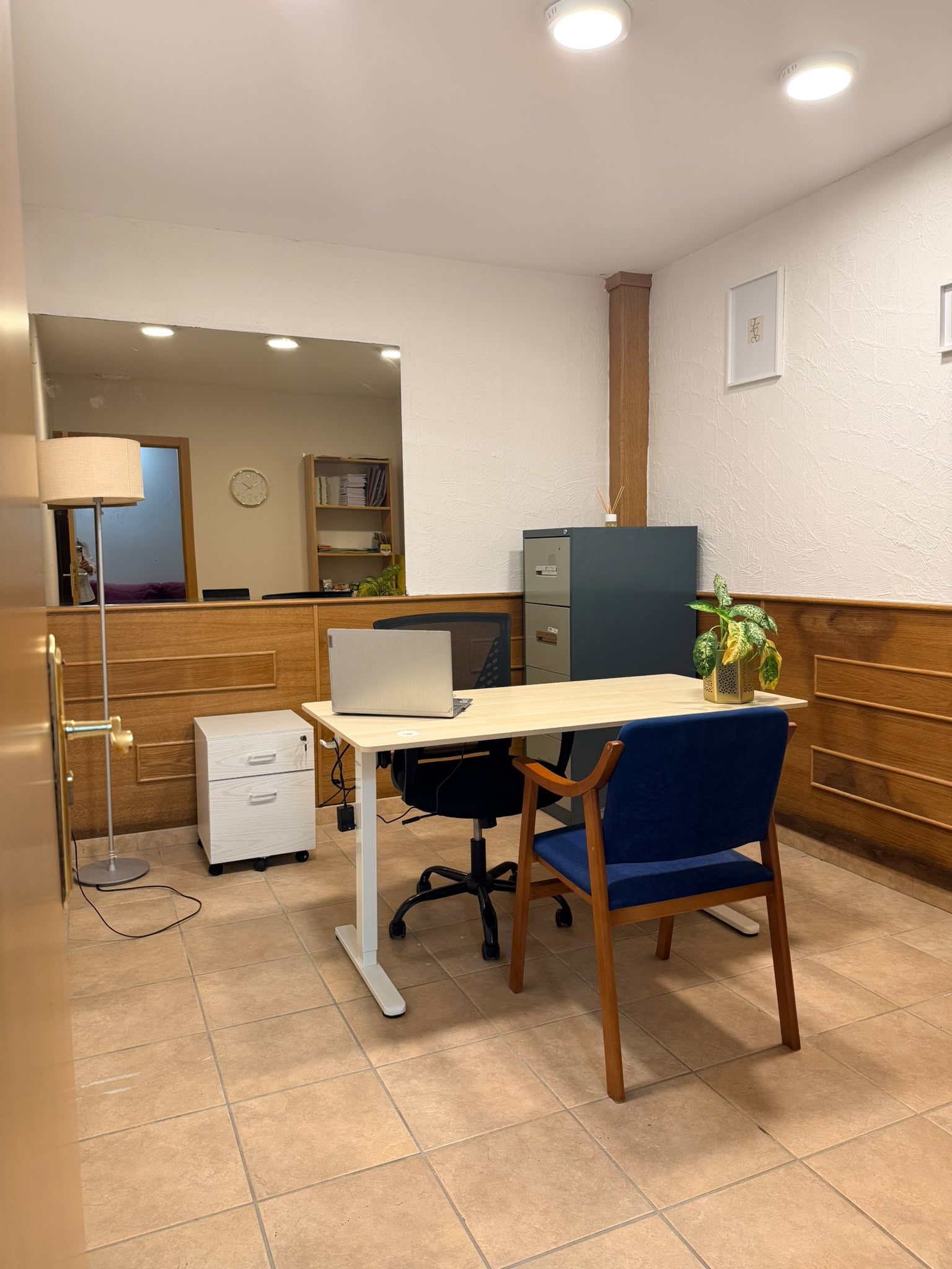Espacio terapéutico para tratamiento de adicciones en Granada